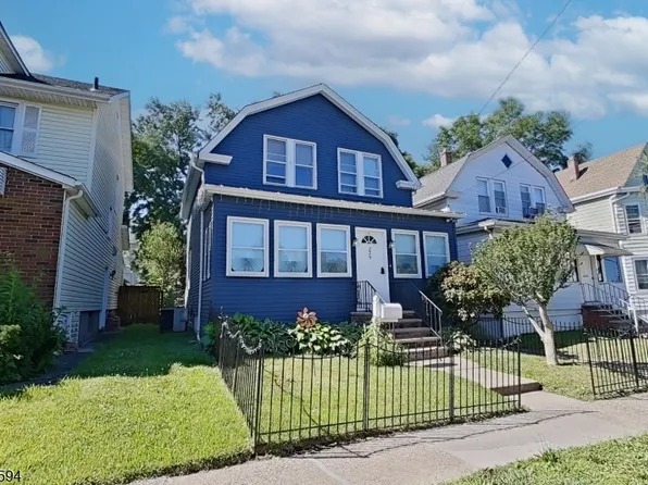 229 E 1St St, Clifton City, NJ 07011