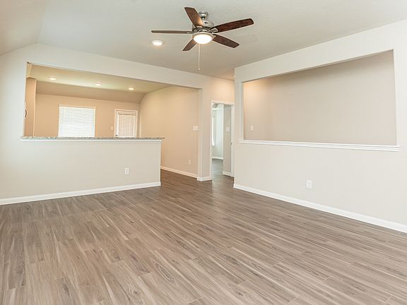 Family Room to Kitchen