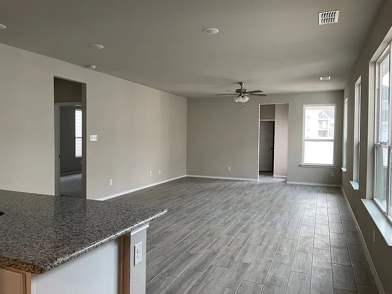 6009 Pitcher Way — Photo 12
