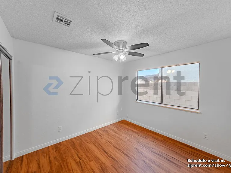 5327 Meredith Ave — Photo 9