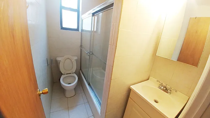 Rented by Downtown Mgt & Realty LLC | media 13