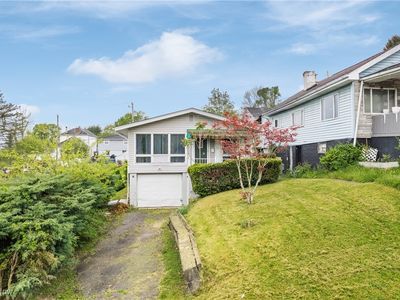 560 W 44th St, Shadyside, OH, 43947
