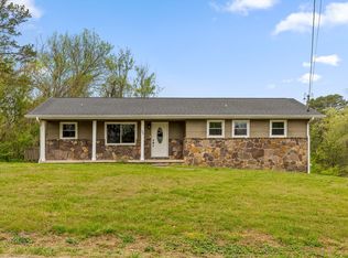 946 Hickory Ave, Hixson, TN 37343