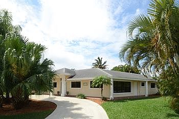 1st image of 1810 Coral Gardens Dr