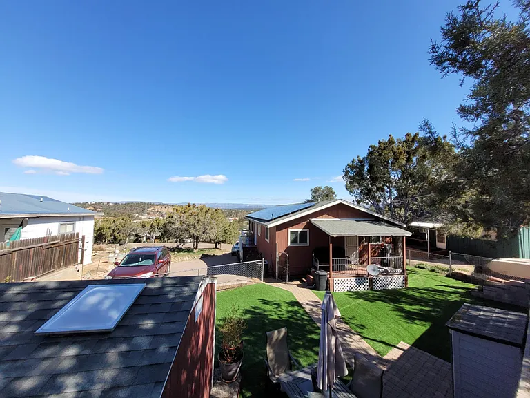 221 E Pine St — Photo 34