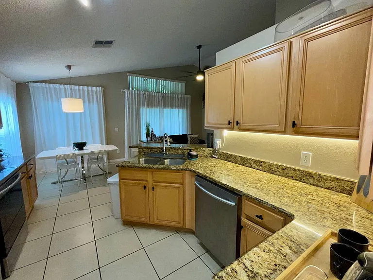 3729 Shawn Cir — Photo 15