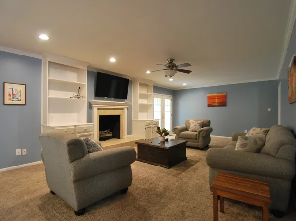 13 Tanglewood Dr, Lexington, KY 40505