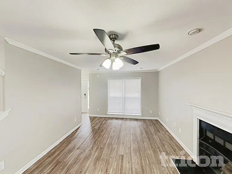 4009 Auburn Hills Dr — Photo 3