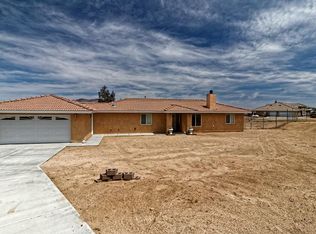 25880 Laramie St, Apple Valley, CA 92308
