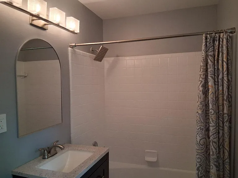 829 Greenwich St — Photo 12