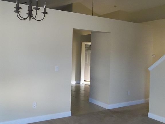3rd image of 1568 W Windy Willow Dr