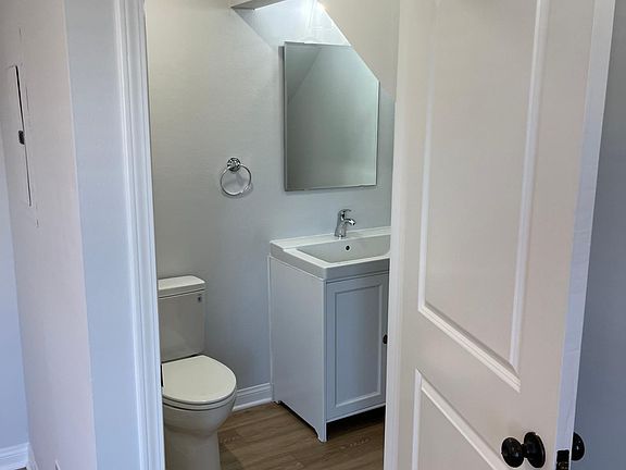 4th image of 10943 Fruitland Dr Unit 10