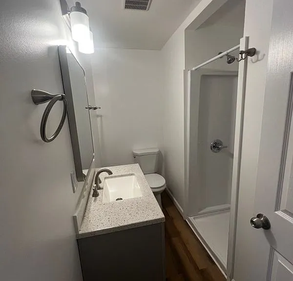 1801 Woodson Dr — Photo 17