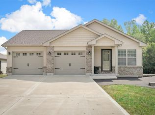 746 Lake Cottage Ct, Villa Ridge, MO 63089