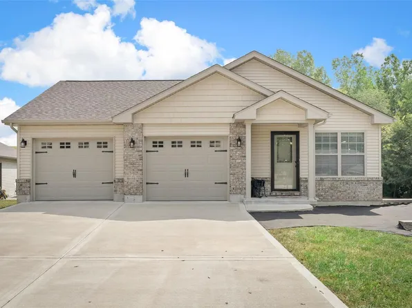 746 Lake Cottage Ct, Villa Ridge, MO 63089