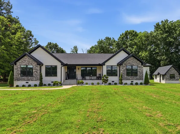 309 Pickle Rd, Shelbyville, TN 37160