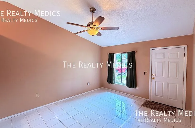 12209 Coral Reef Dr — Photo 12