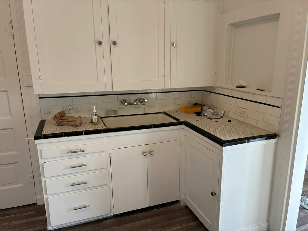 1 bed, 550 sqft, $1,550 — Photo 4