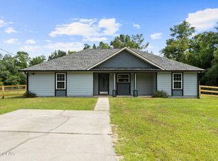 2060 Apollo Dr, Chipley, FL 32428