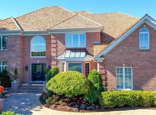 25562 N Canyon Creek Ct, Barrington, IL