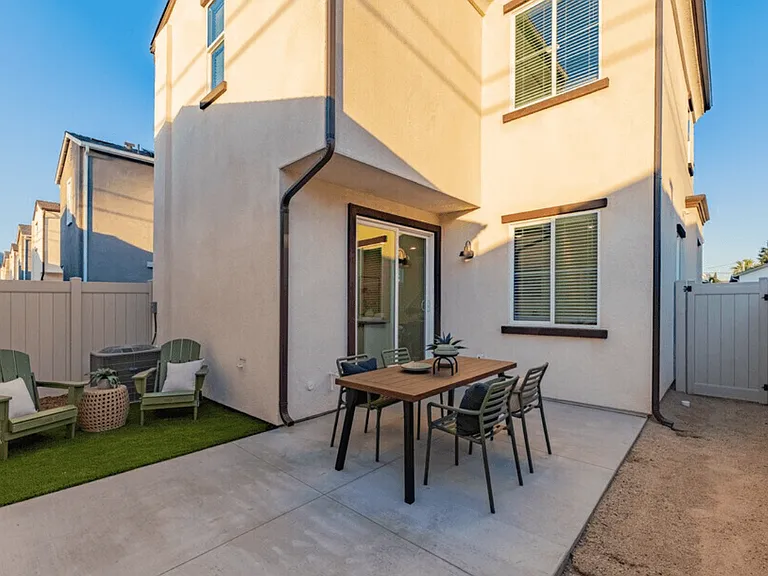 Aspan Square Homes — Photo 18