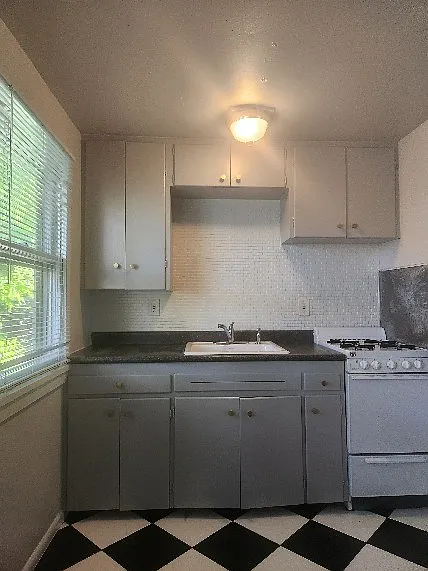 1847 23rd St #1847 — Photo 11