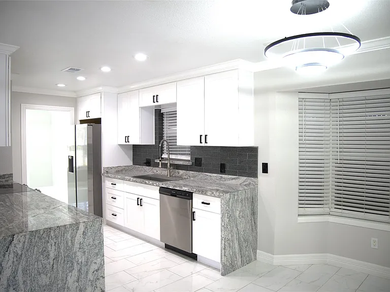 10203 Huntington Way Dr — Photo 4