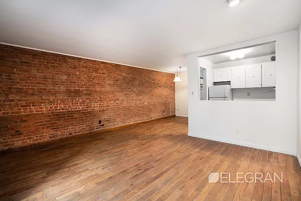 Rented by (Legacy) Elegran | media 2