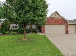 10006 N 101st East Ave, Owasso, OK 74055