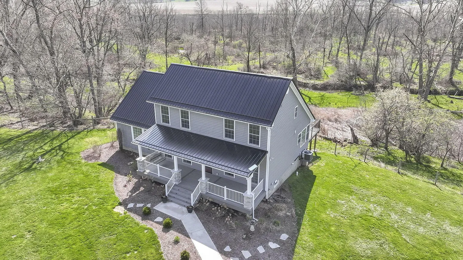 5314 Licking Valley Rd NE photo 1