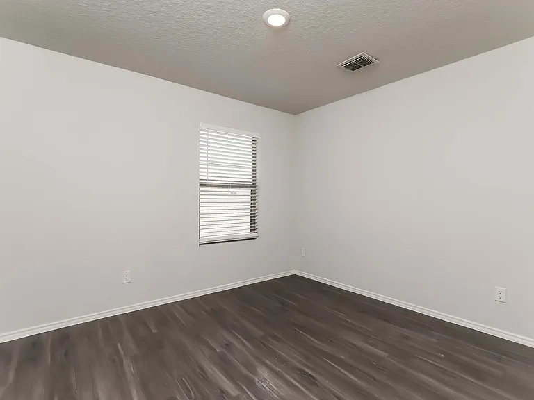 5523 Degan Way — Photo 27