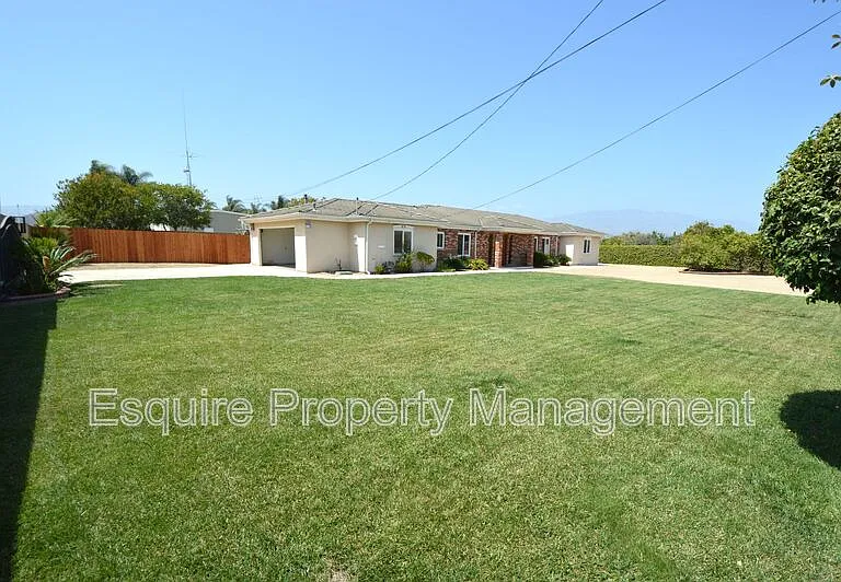 13515 W Telegraph Rd — Photo 38