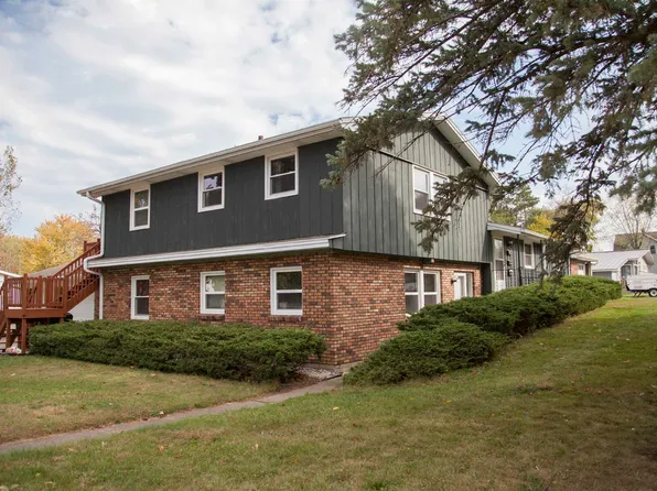 1019 3rd St, Reedsburg, WI 53959