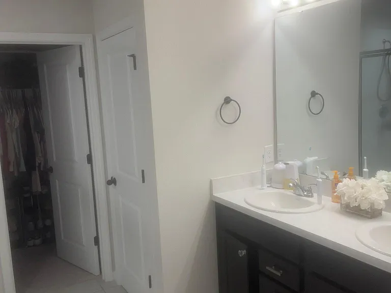 1218 Forest Gate Cir — Photo 22