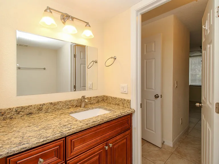 1260 Wildwood Lakes Blvd #104 — Photo 33
