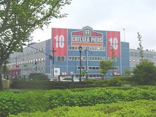 Sold by Douglas Elliman | media 40