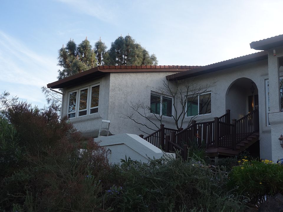 1st image of 17471 Lake View Dr