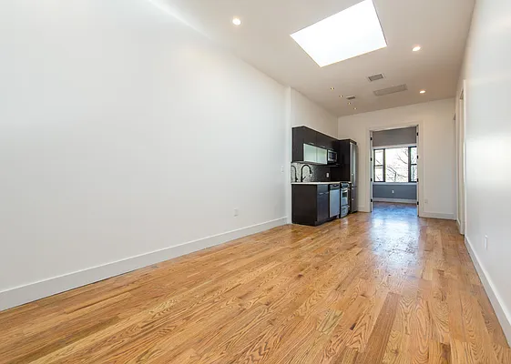 Rented by Nooklyn NYC LLC | media 55