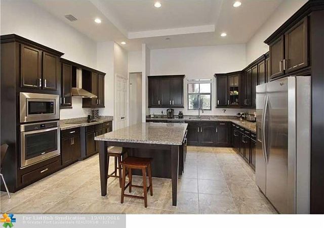 1st image of 8810 Parkside Estates Dr