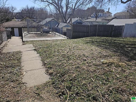 4th image of 1200 25th St