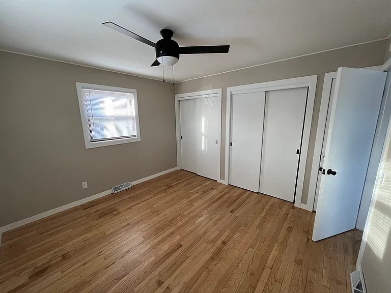 529 N Fair Oaks Ave — Photo 8