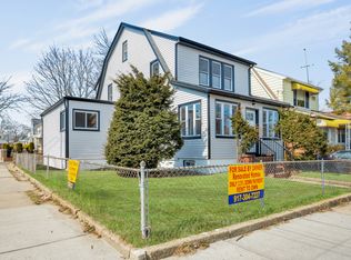 10244 221st St, Queens Village, NY 11429