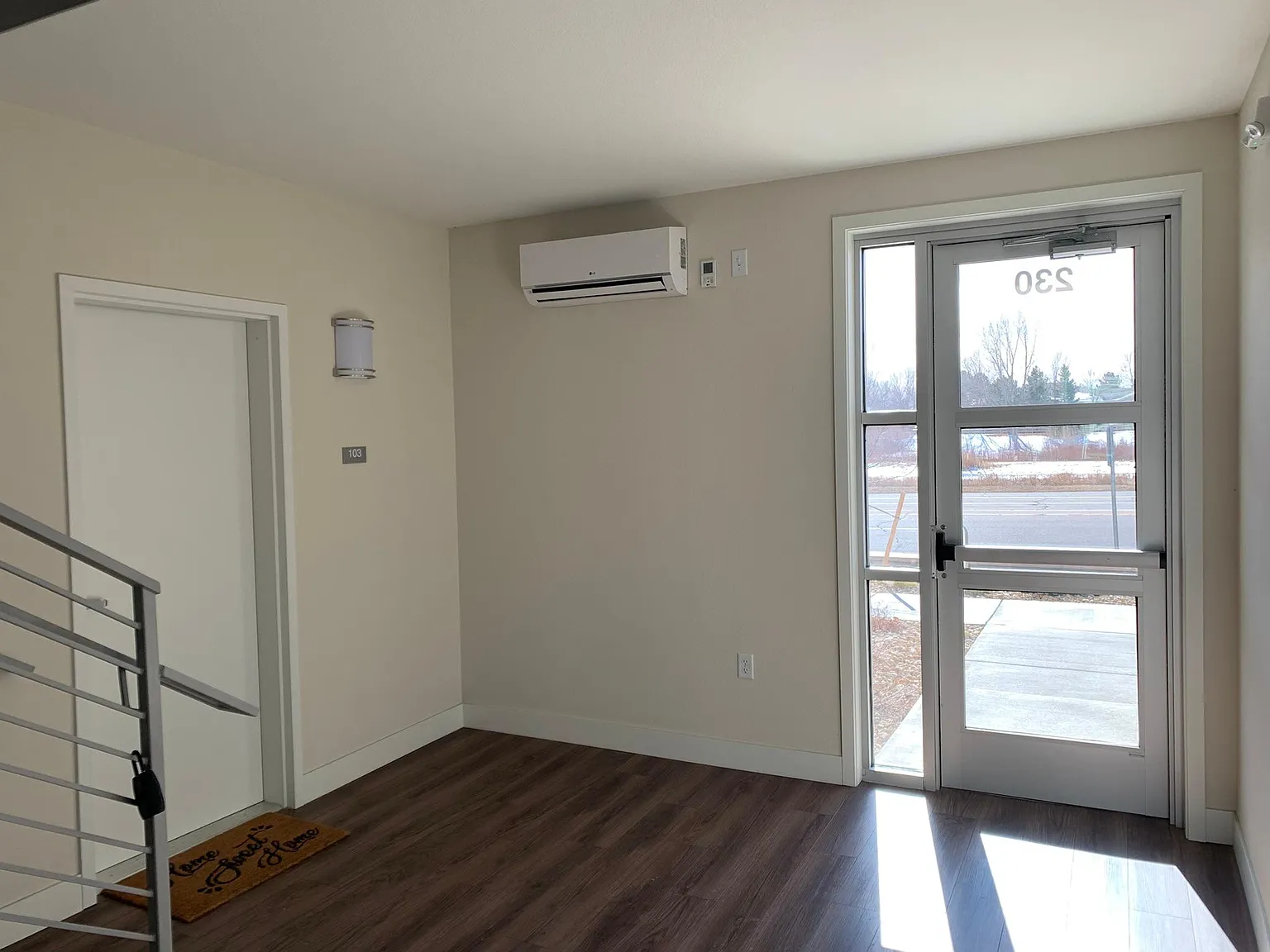 230 S Cherrywood Dr — Photo 2