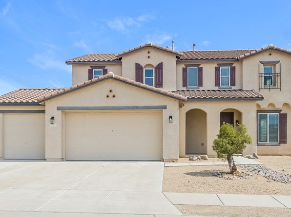 4875 E Silverpuffs Way