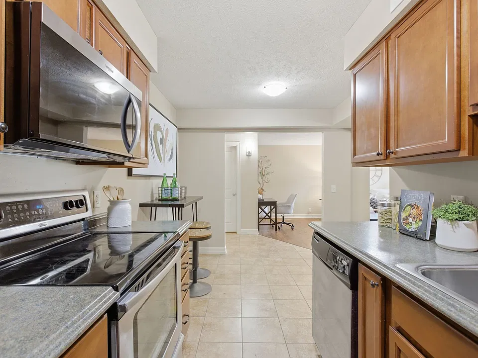 The Park Terrace - Apply Within 24 Hours and Get $250 Off 1 Month
