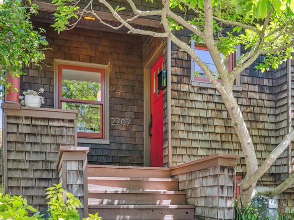 2707 Mathews St, Berkeley, CA 94702