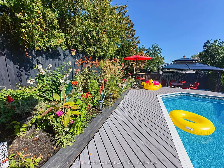 2673 Constable Rd — Photo 34