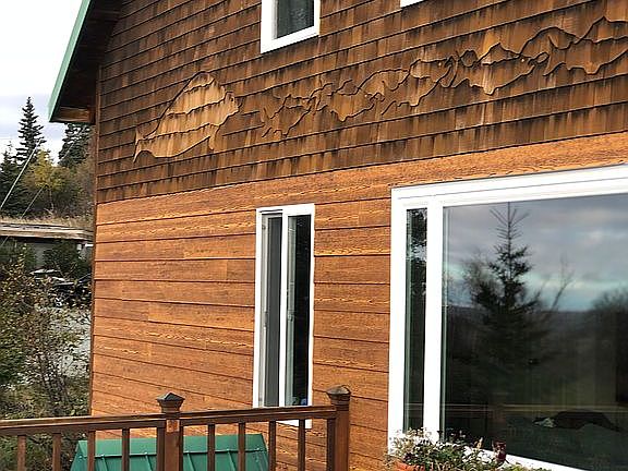 Artistic cedar shakes