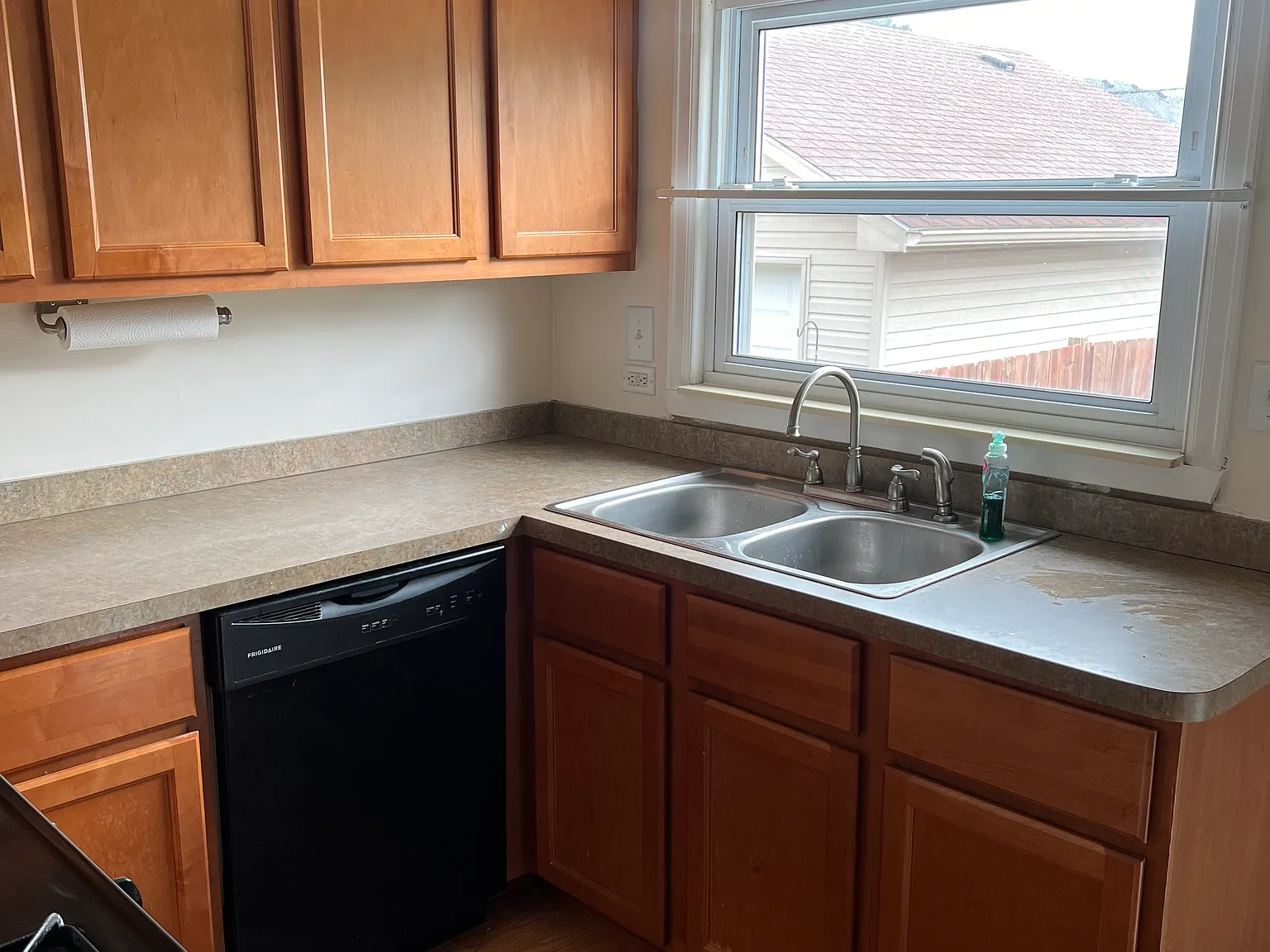 2 bed, 1200 sqft, $1,400 — Photo 2