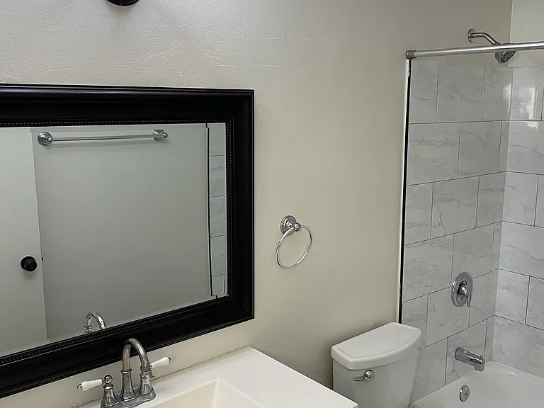 1014 W. Huntington Dr. — Photo 30